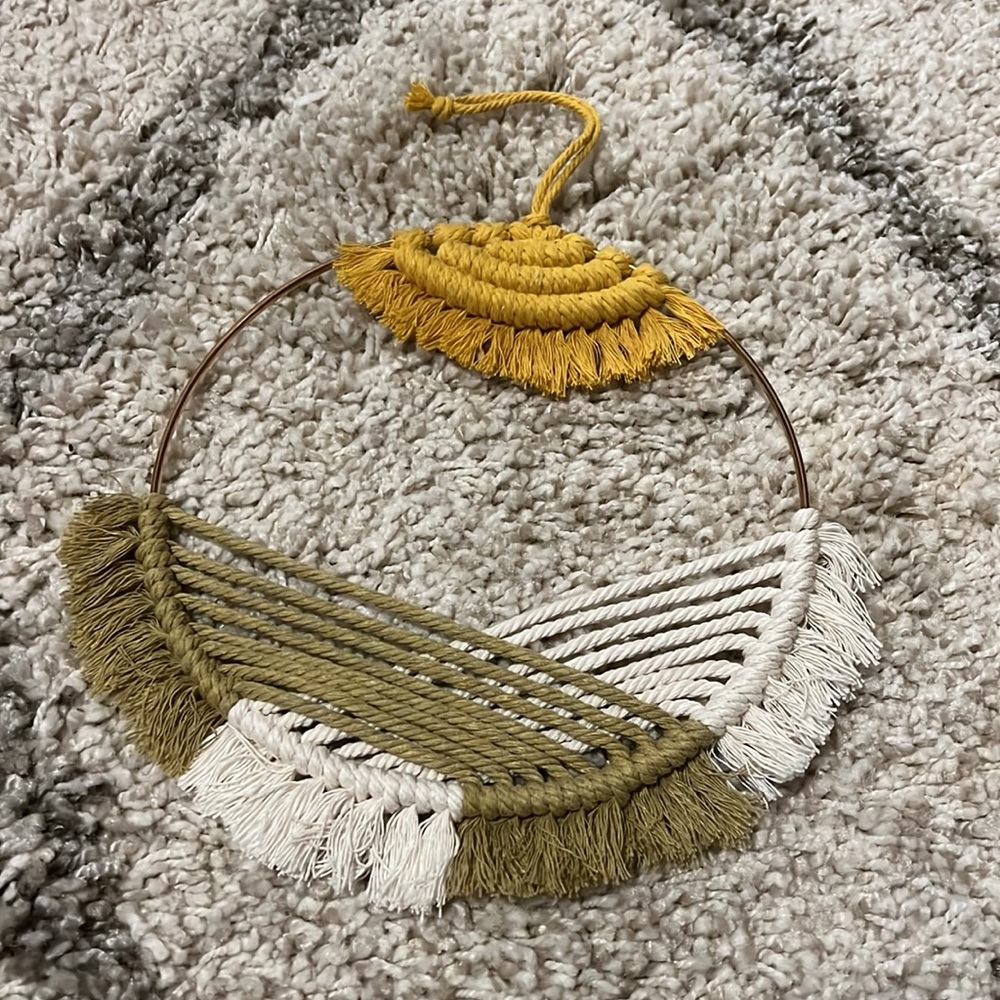 SHEIN Macrame Wall Hanging Decor